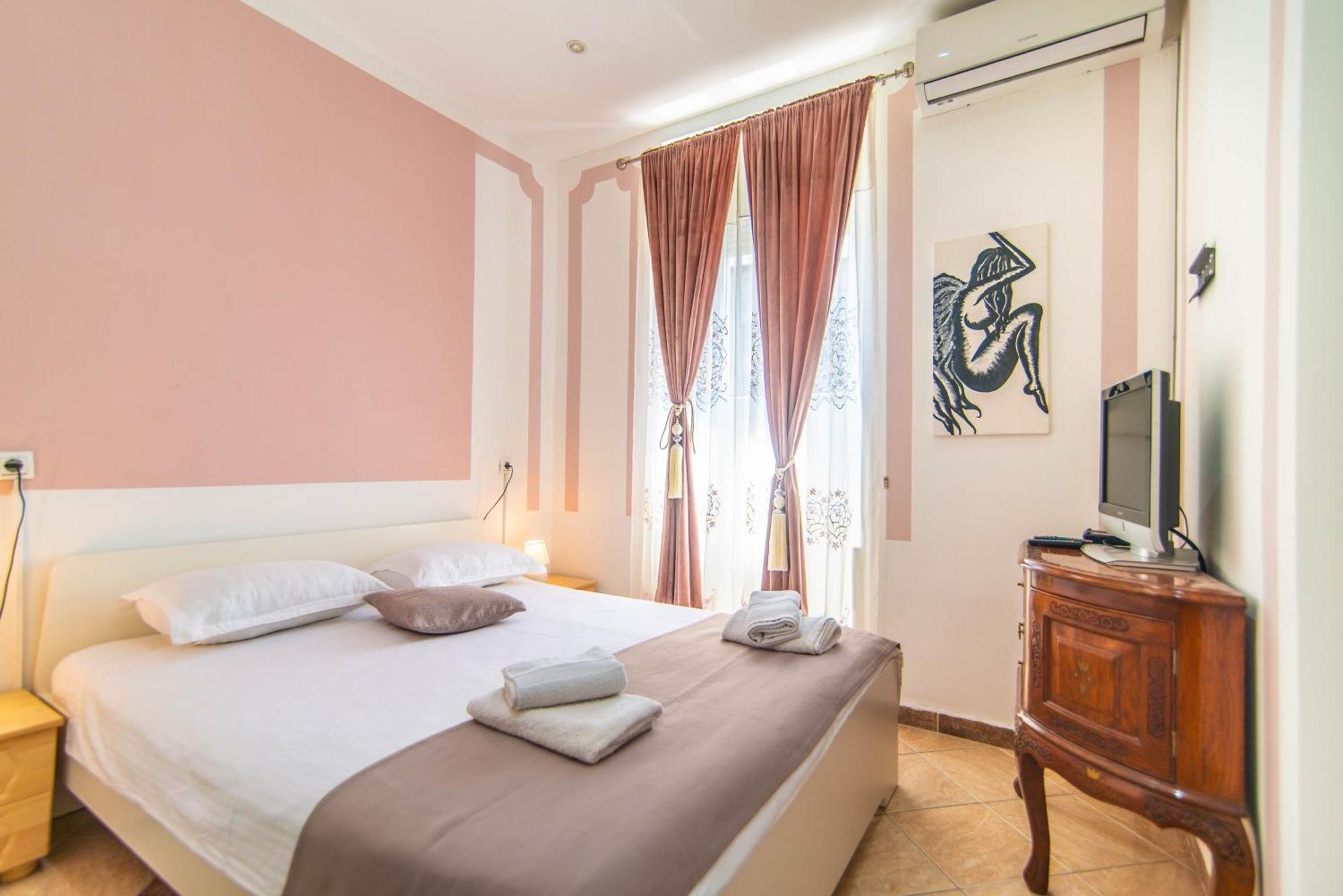 Giovanna Boutique Rooms & Pool Pula Exterior photo